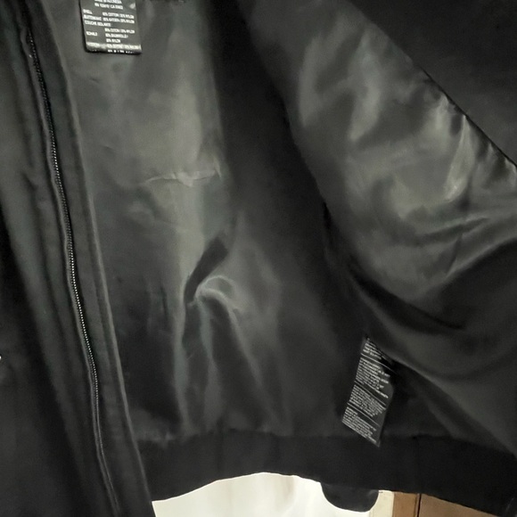 Harley Davidson Jacket - Picture 10 of 11